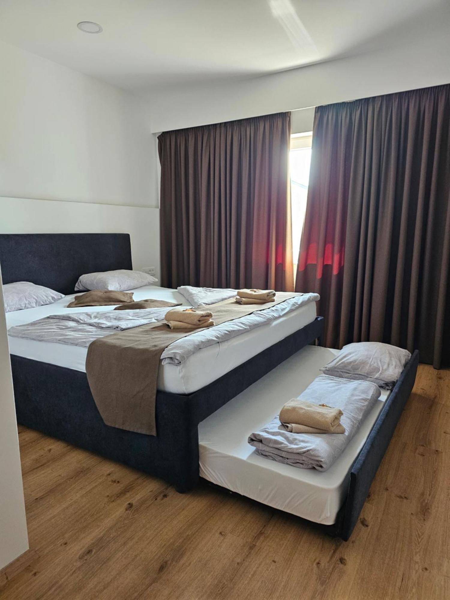 Hotel Murat Ptuj Eksteriør bilde