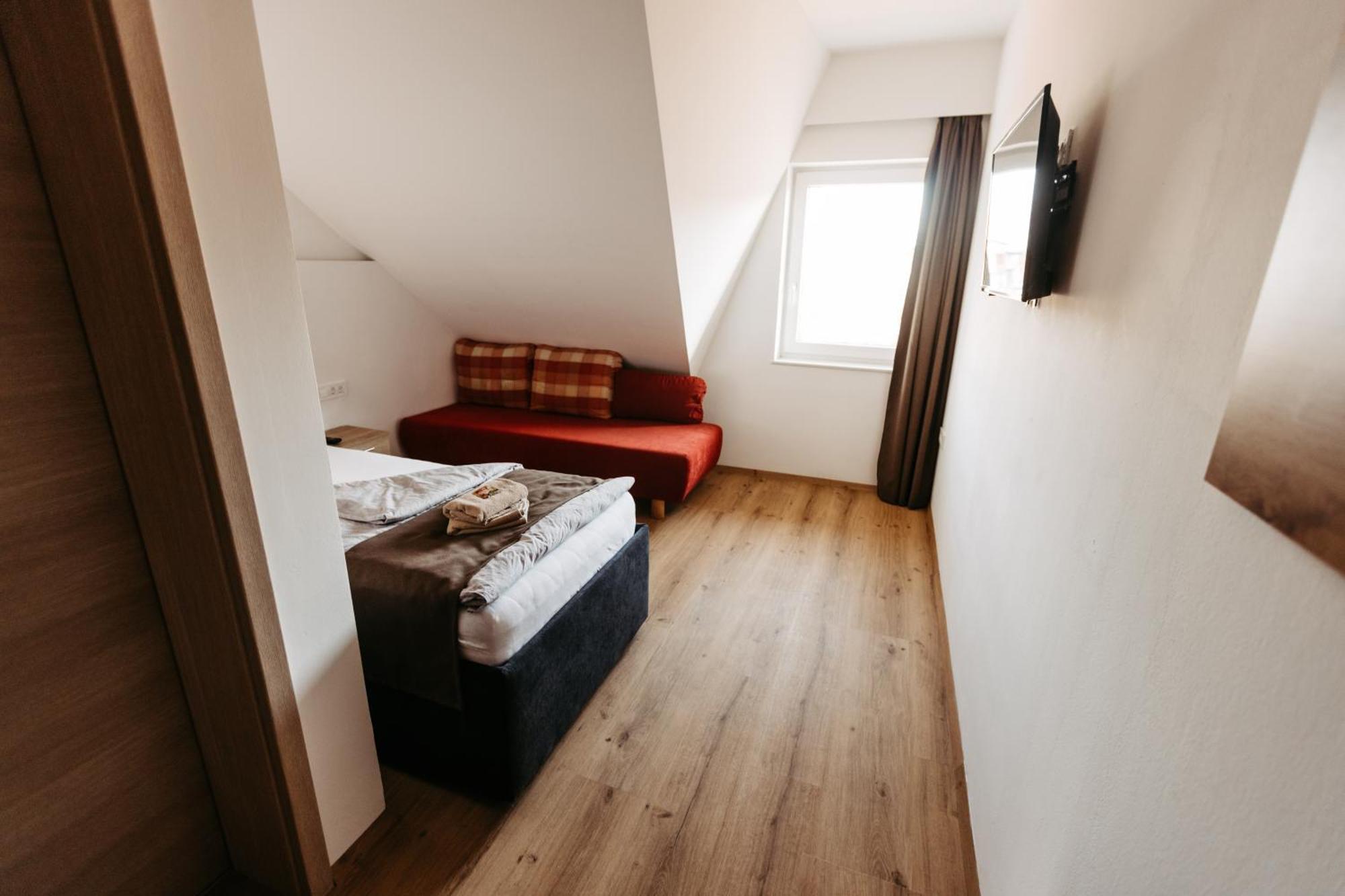 Hotel Murat Ptuj Eksteriør bilde